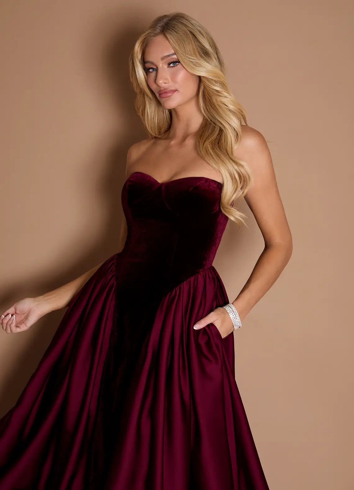 Marie Wine Midi Dress